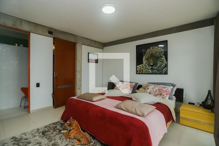 Casa à venda com 440m², 4 quartos e 4 vagasQuarto 4 - Suíte