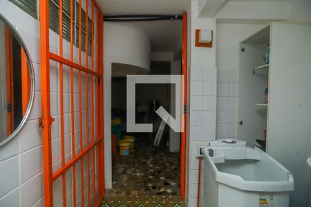 Casa à venda com 440m², 4 quartos e 4 vagasÁrea de Serviço