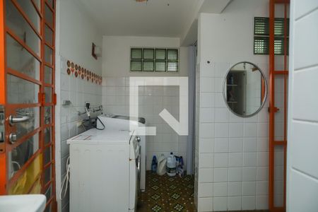 Casa à venda com 440m², 4 quartos e 4 vagasÁrea de Serviço