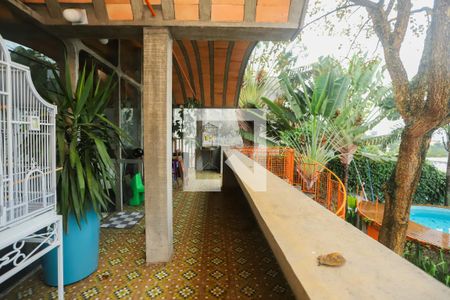 Casa à venda com 440m², 4 quartos e 4 vagasVaranda