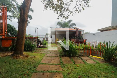 Casa à venda com 440m², 4 quartos e 4 vagasQuintal