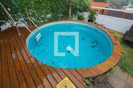 Casa à venda com 440m², 4 quartos e 4 vagasPiscina