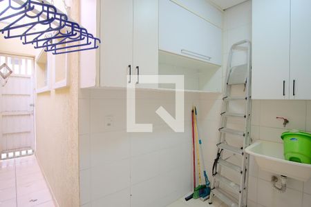 Casa de condomínio à venda com 144m², 3 quartos e 2 vagasÁrea de Serviço