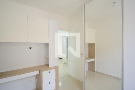 Casa de condomínio à venda com 144m², 3 quartos e 2 vagasQuarto 2