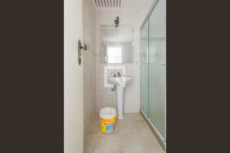 Casa de condomínio à venda com 270m², 3 quartos e sem vaga Casa de condomínio à venda com 270m², 3 quartos e sem vagaBanheiro Social 2