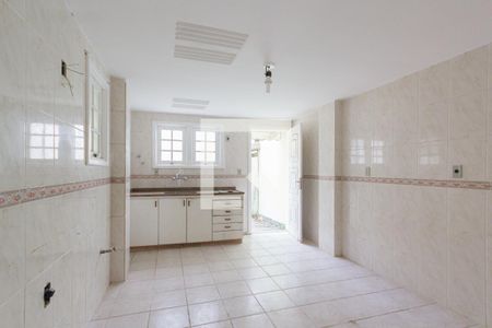 Casa de condomínio à venda com 270m², 3 quartos e sem vaga Casa de condomínio à venda com 270m², 3 quartos e sem vagaCozinha