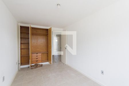 Casa de condomínio à venda com 270m², 3 quartos e sem vaga Casa de condomínio à venda com 270m², 3 quartos e sem vagaQuarto 2