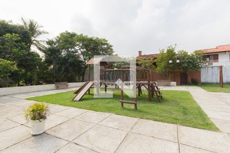 Casa de condomínio à venda com 270m², 3 quartos e sem vaga Casa de condomínio à venda com 270m², 3 quartos e sem vagaParquinho