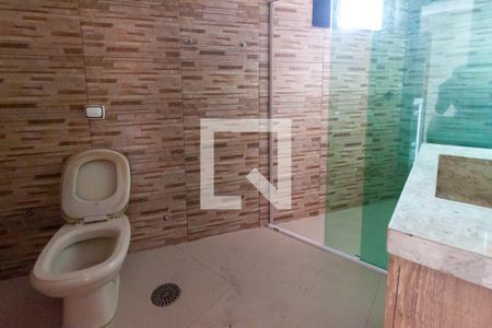 Casa à venda com 56m², 3 quartos e 1 vaga Casa à venda com 56m², 3 quartos e 1 vagaBanheiro