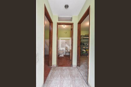 Casa à venda com 136m², 2 quartos e 2 vagasQuarto de Serviços