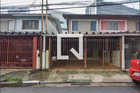 Casa à venda com 136m², 2 quartos e 2 vagas