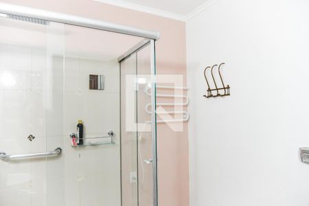 Banheiro da Suíte de apartamento à venda com 3 quartos, 250m² em Passo D’areia, Porto Alegre