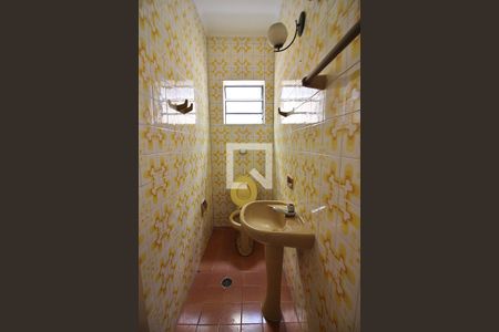 Casa à venda com 180m², 4 quartos e 2 vagasLavabo