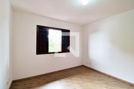 Casa à venda com 340m², 4 quartos e 6 vagas Casa à venda com 340m², 4 quartos e 6 vagasQuarto 2