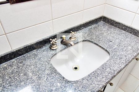 Casa à venda com 340m², 4 quartos e 6 vagas Casa à venda com 340m², 4 quartos e 6 vagasBanheiro