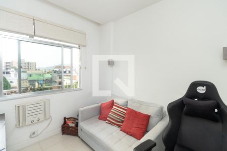 Apartamento à venda com 77m², 2 quartos e 1 vagaQuarto 2