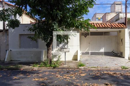 Casa à venda com 145m², 3 quartos e 2 vagasFachada