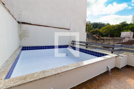 Casa à venda com 145m², 3 quartos e 2 vagasPiscina