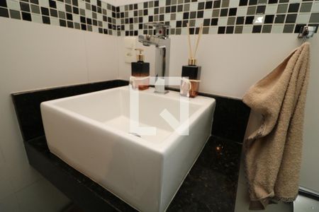 Apartamento para alugar com 52m², 2 quartos e 1 vagaBanheiro