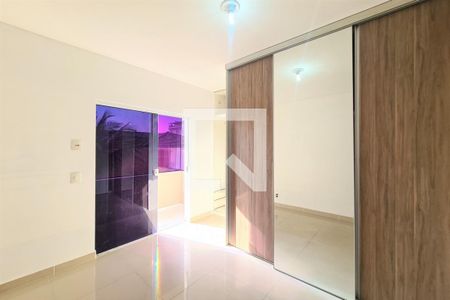 Casa de condomínio à venda com 70m², 2 quartos e 1 vaga Casa de condomínio à venda com 70m², 2 quartos e 1 vagaQuarto 1