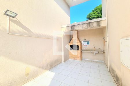 Casa de condomínio à venda com 70m², 2 quartos e 1 vaga Casa de condomínio à venda com 70m², 2 quartos e 1 vagaÁrea comum - Churrasqueira