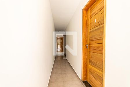 Apartamento para alugar com 37m², 1 quarto e sem vaga Apartamento para alugar com 37m², 1 quarto e sem vagaCorredor de acesso