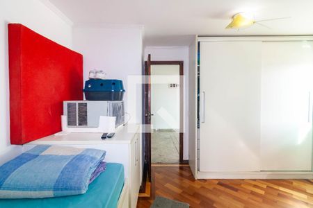 Casa à venda com 140m², 2 quartos e 2 vagasSuíte 2