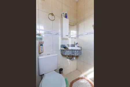 Casa à venda com 140m², 2 quartos e 2 vagasBanheiro da Suíte 2