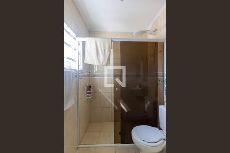 Casa à venda com 140m², 2 quartos e 2 vagasBanheiro da Suíte 2