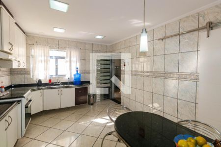 Casa à venda com 140m², 2 quartos e 2 vagasCozinha