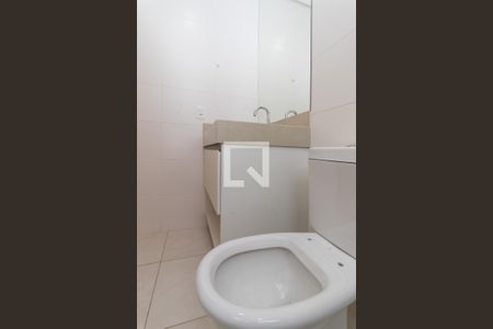 Apartamento à venda com 83m², 2 quartos e 2 vagasBanheiro da Suíte 2