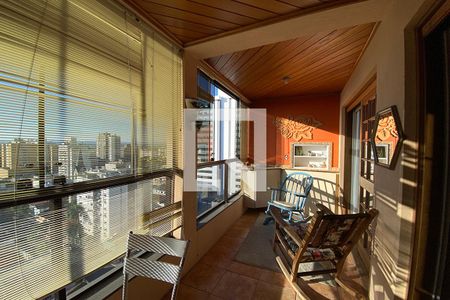 Apartamento à venda com 170m², 3 quartos e 2 vagasSacada da Sala de Estar