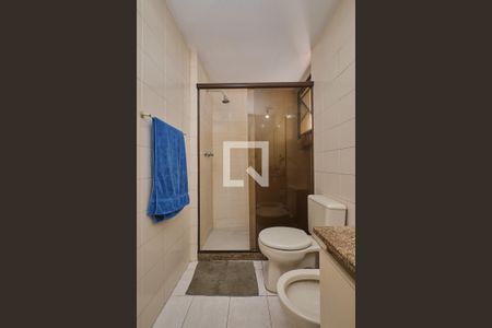 Apartamento à venda com 152m², 3 quartos e 2 vagas Apartamento à venda com 152m², 3 quartos e 2 vagasBanheiro Suíte