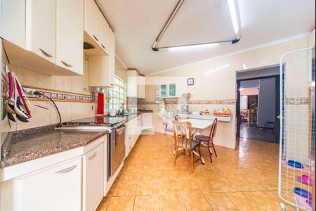 Casa à venda com 285m², 3 quartos e 3 vagas Casa à venda com 285m², 3 quartos e 3 vagasCozinha