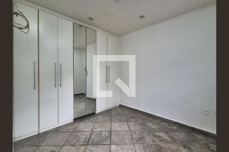 Apartamento à venda com 122m², 2 quartos e 2 vagasQuarto 2