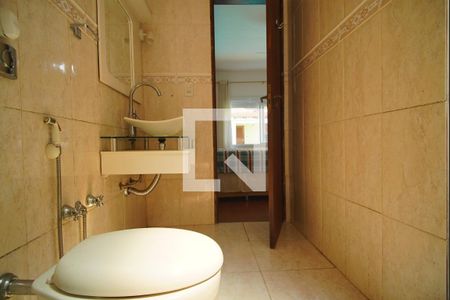 Casa à venda com 253m², 3 quartos e 2 vagasBanheiro suíte