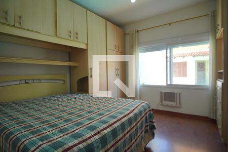 Casa à venda com 253m², 3 quartos e 2 vagasQuarto Suíte