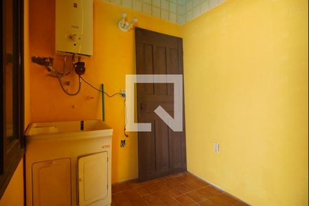 Casa à venda com 253m², 3 quartos e 2 vagasÁrea de serviço