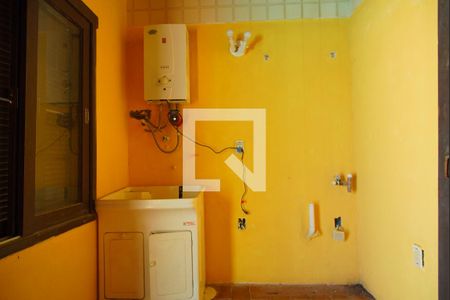 Casa à venda com 253m², 3 quartos e 2 vagasÁrea de serviço