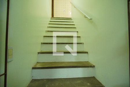 Casa à venda com 253m², 3 quartos e 2 vagasAcesso a garagem casa