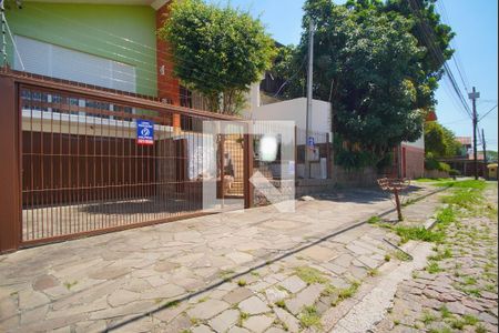 Casa à venda com 253m², 3 quartos e 2 vagasFachada