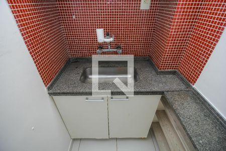 Apartamento à venda com 56m², 2 quartos e sem vaga Apartamento à venda com 56m², 2 quartos e sem vagaCozinha - Armários