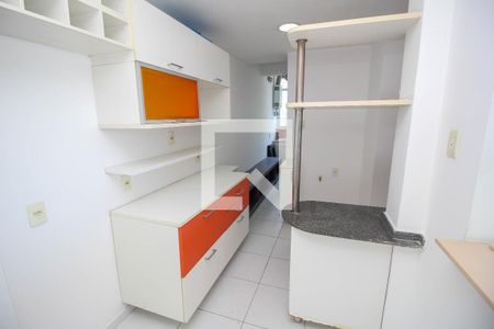 Apartamento à venda com 56m², 2 quartos e sem vaga Apartamento à venda com 56m², 2 quartos e sem vagaCozinha - Armários