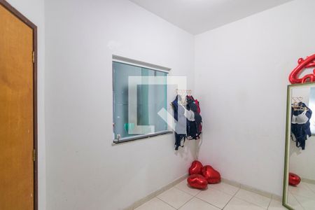Casa à venda com 180m², 3 quartos e 4 vagas Casa à venda com 180m², 3 quartos e 4 vagasQuarto de Serviço