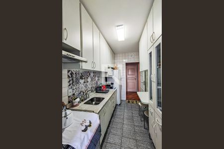 Apartamento à venda com 68m², 3 quartos e 2 vagas Apartamento à venda com 68m², 3 quartos e 2 vagasCozinha