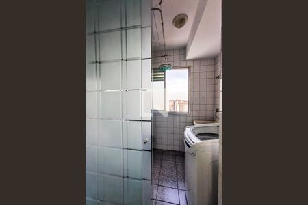 Apartamento à venda com 68m², 3 quartos e 2 vagas Apartamento à venda com 68m², 3 quartos e 2 vagasÁrea de Serviço