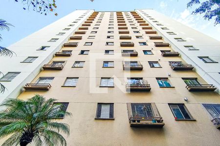 Apartamento à venda com 68m², 3 quartos e 2 vagas Apartamento à venda com 68m², 3 quartos e 2 vagasFachada