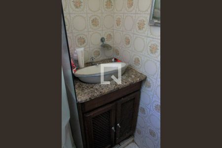 Casa à venda com 450m², 5 quartos e 2 vagasBanheiro 1