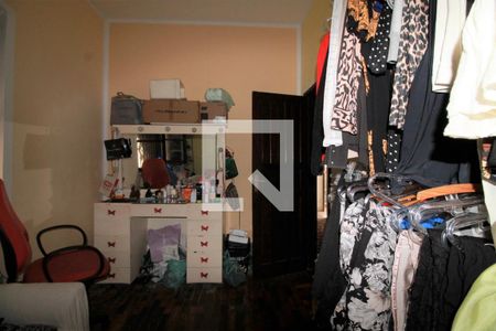 Casa à venda com 450m², 5 quartos e 2 vagasQuarto 4