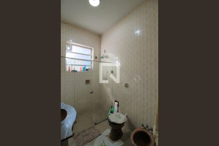 Casa à venda com 450m², 5 quartos e 2 vagasBanheiro 2